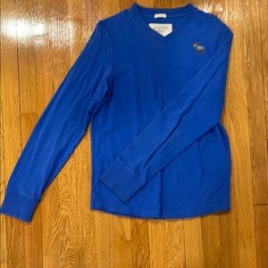 Blue V-Neck Long Sleeve Shirt